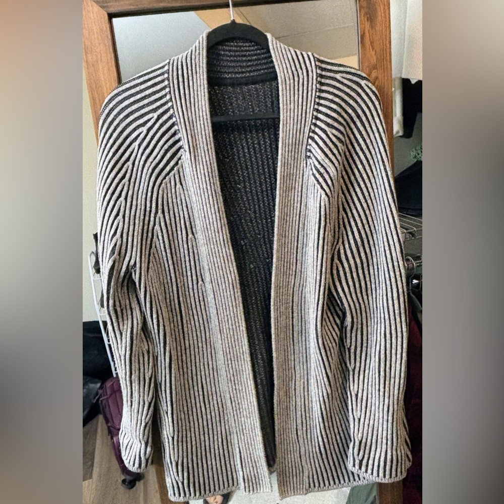 lululemon athletica Black and White Striped Cardigan - Picture 1 of 3